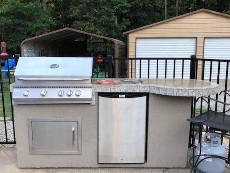 Kokomo Grill BBQ Island Maui 7.5 ft Outdoor Kitchen with 33" Bar, Built-In Grill & LED Lighting