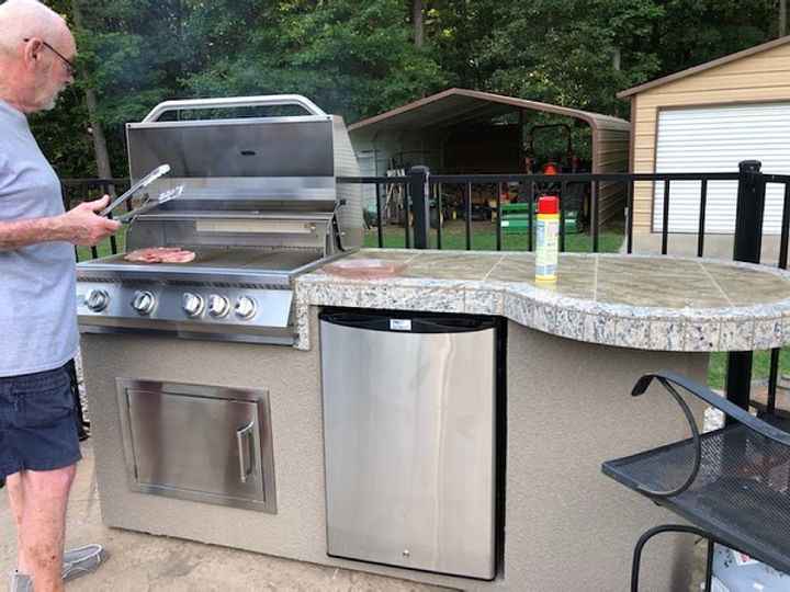 Kokomo Grill BBQ Island Maui 7.5 ft Outdoor Kitchen with 33" Bar, Built-In Grill & LED Lighting