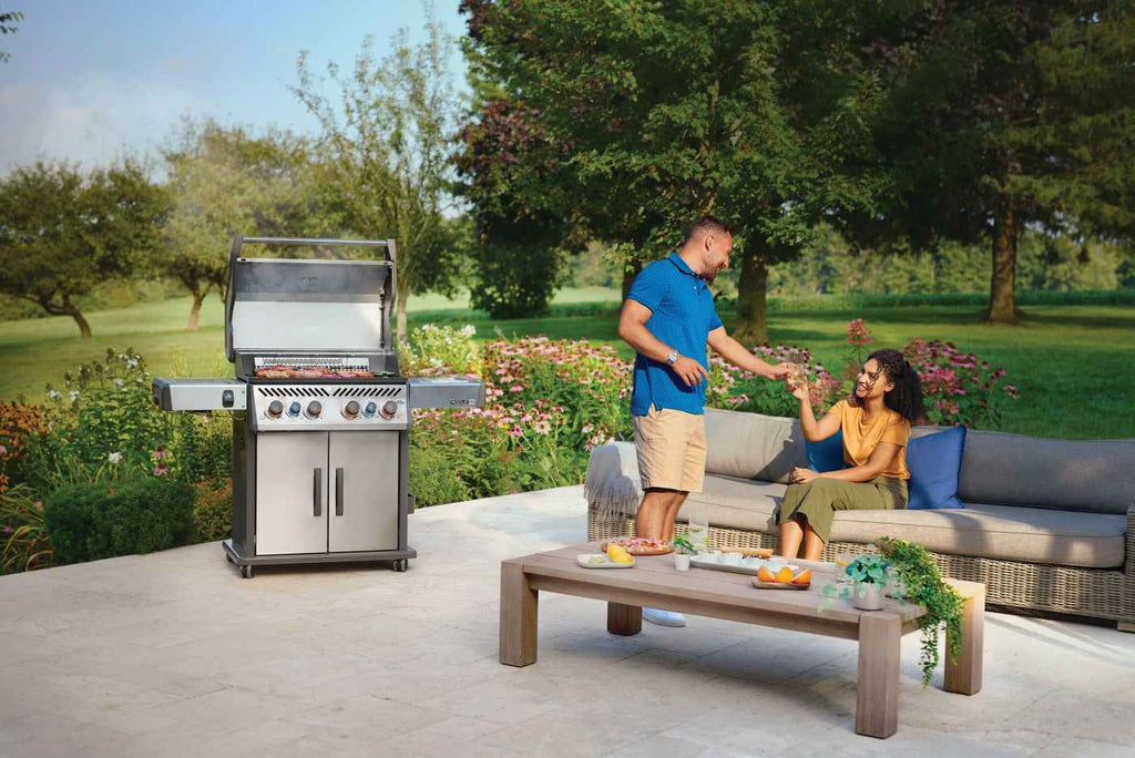Napoleon Patio Elegance Gas Grill Rogue PRO‑S 525 RSIB with Infrared Side and Rear Burners